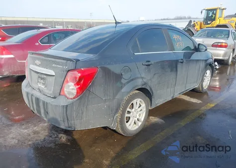 2014 Chevrolet Sonic Lt Auto z USA, uszkodzony, nr VIN 1G1JC5SH4E4124082